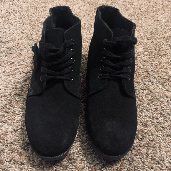 Shoes Adoc - Picture 3 of 6